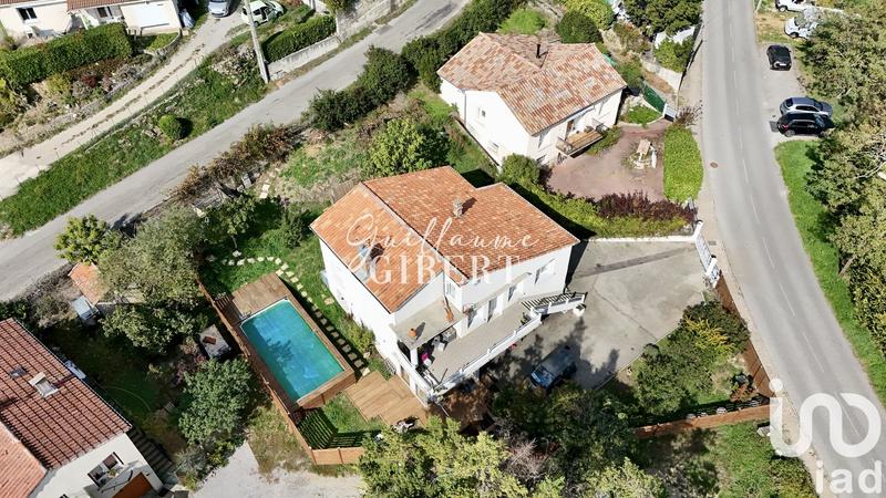 Maison - 147 m² - 7 pièces