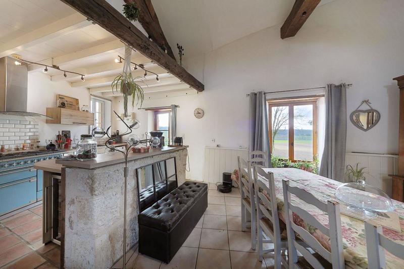 Maison - 200 m² - 7 pièces