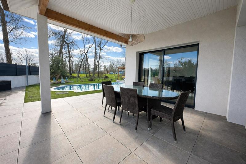 Maison - 112 m² - 5 pièces