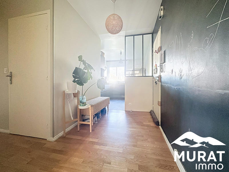 Appartement - 92 m² - 4 pièces