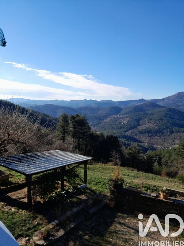 Maison - 112 m² - 5 pièces