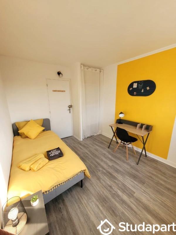 Chambre - 11 m² - 1 pièce