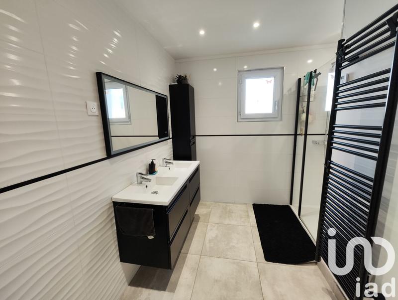 Maison - 147 m² - 6 pièces