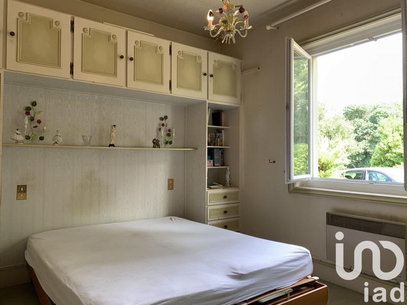 Maison - 220 m² - 7 pièces