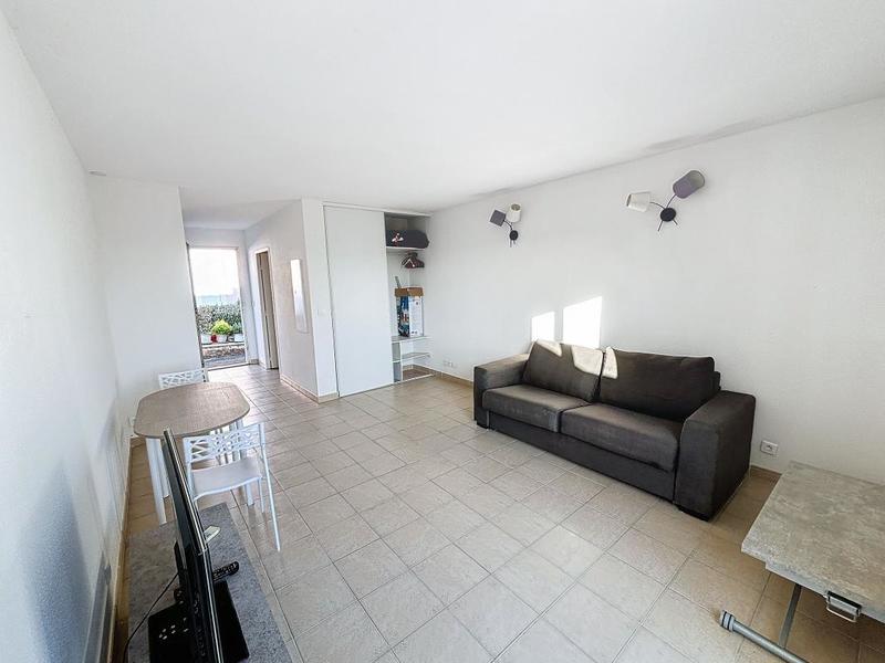Studio - 28 m² - 1 pièce