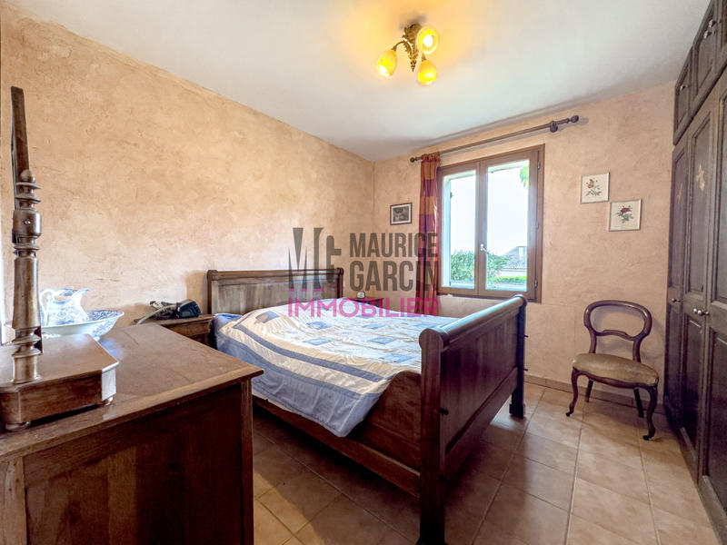 Maison - 200 m² - 9 pièces