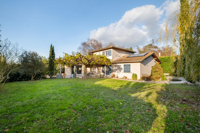 Maison - 135 m² - 6 pièces