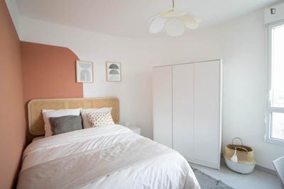 Chambre - 10 m² - 5 pièces