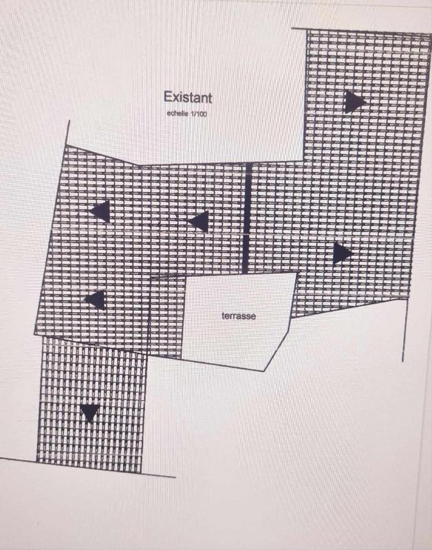 Maison - 250 m² - 6 pièces