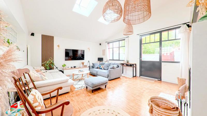 Maison - 145 m² - 4 pièces