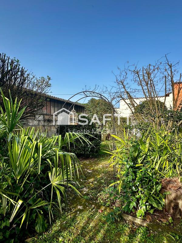 Maison de maîtres - 321 m² - 9 pièces