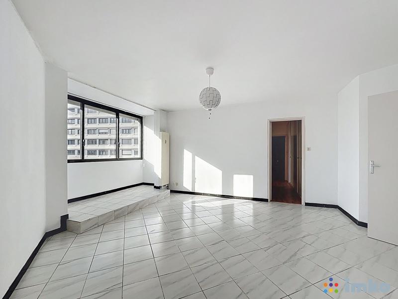 Appartement - 79 m² - 4 pièces