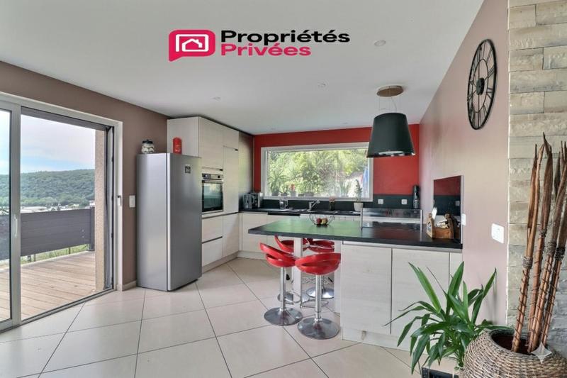 Maison - 132 m² - 6 pièces