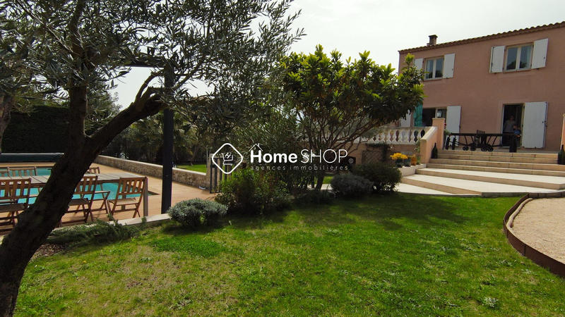 Villa - 150 m² - 5 pièces