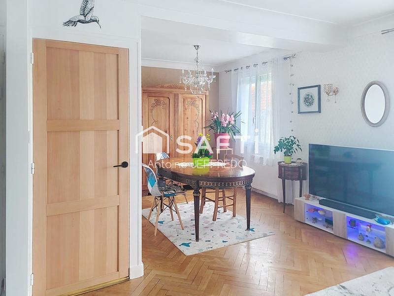 Maison - 96 m² - 4 pièces