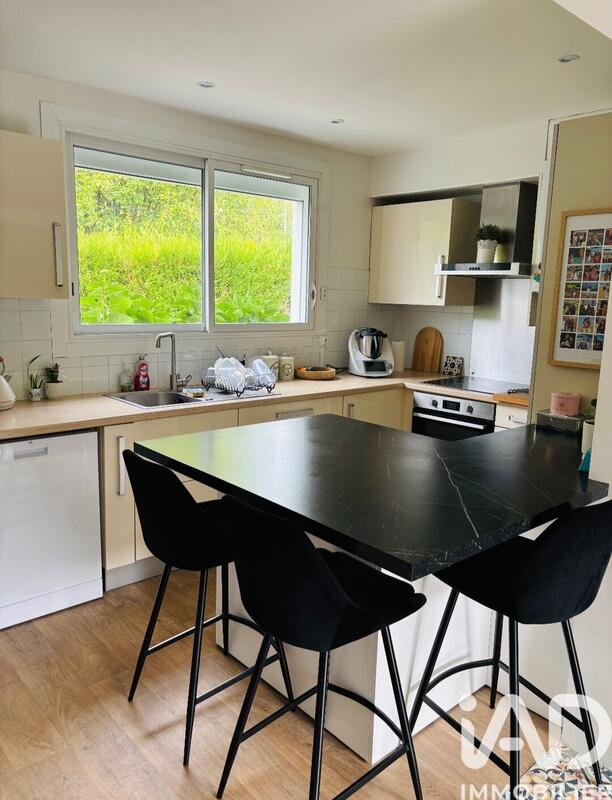 Maison - 110 m² - 4 pièces