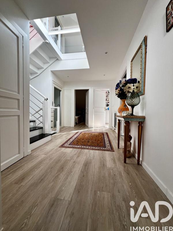 Maison de maîtres - 152 m² - 6 pièces