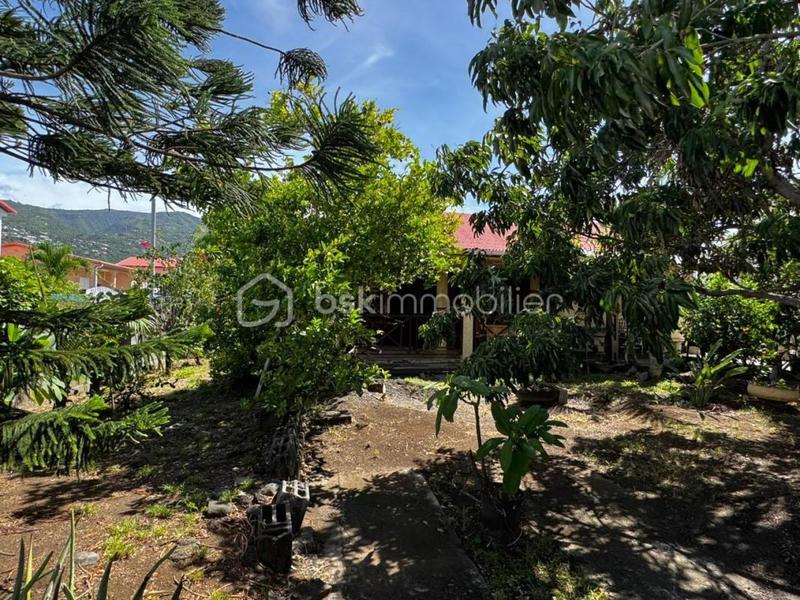 Maison traditionnelle - 71 m² - 4 pièces