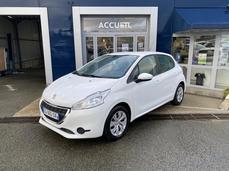Peugeot 208 1.2 Vti 82 Cv Bva Etg5 Finition Active