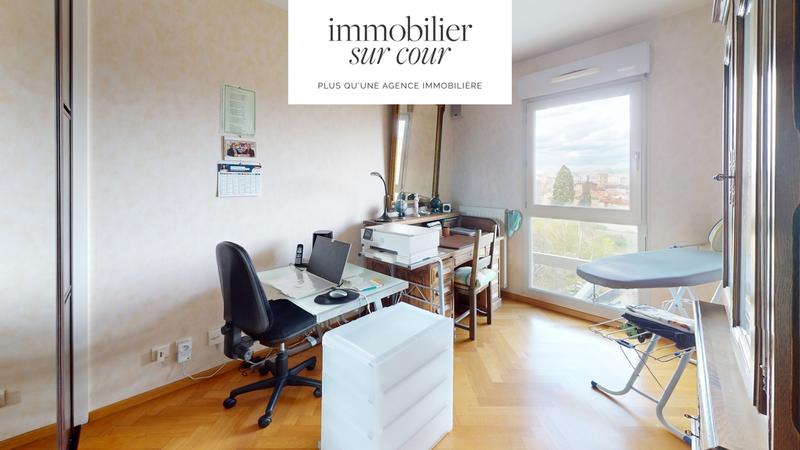 Appartement - 109 m² - 5 pièces