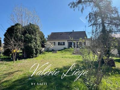 Maison - 180 m² - 5 pièces