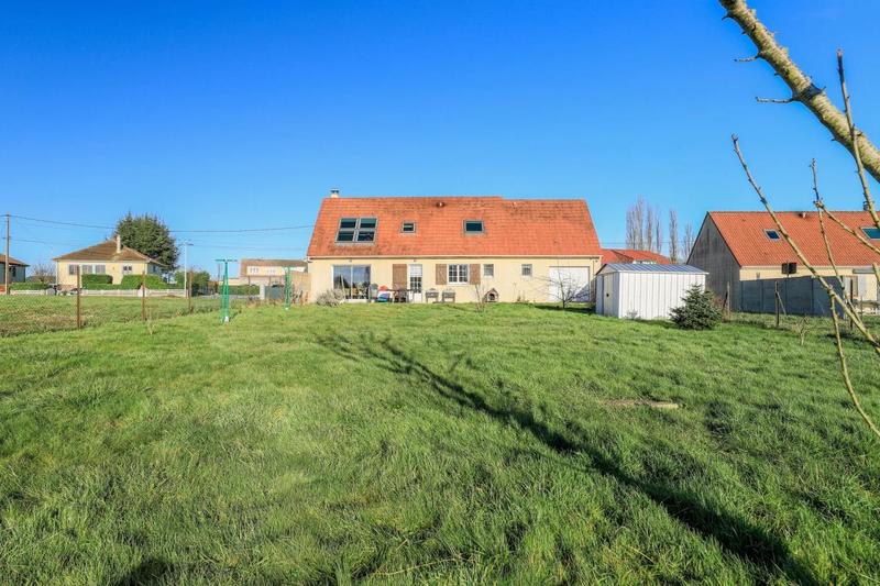 Maison - 122 m² - 7 pièces