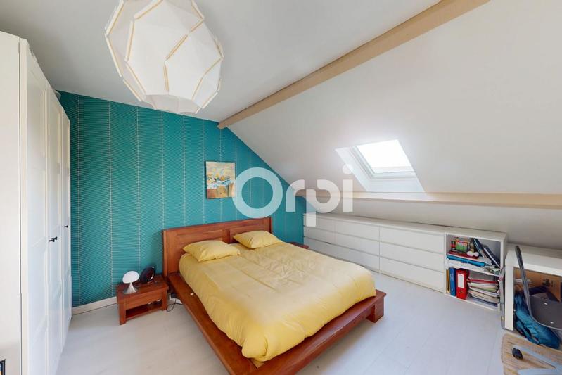 Maison - 200 m² - 6 pièces