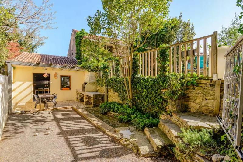 Maison - 364 m² - 10 pièces