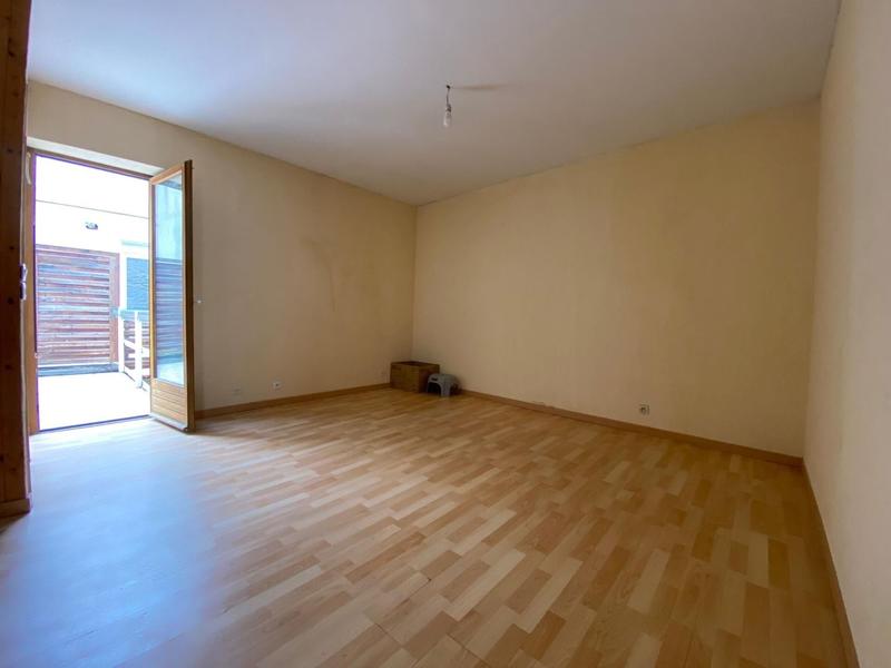 Maison - 121 m² - 6 pièces