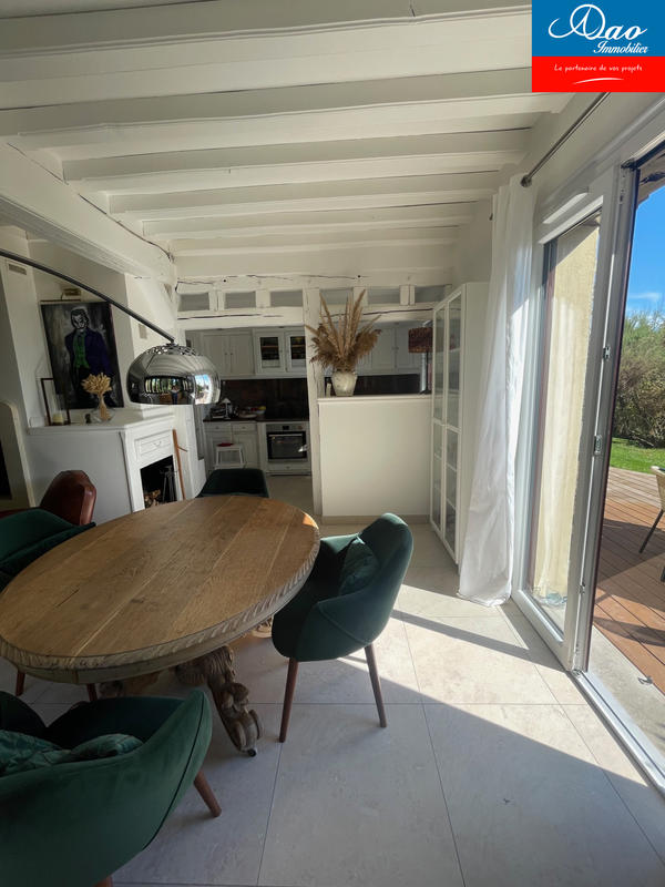 Maison - 192 m² - 8 pièces