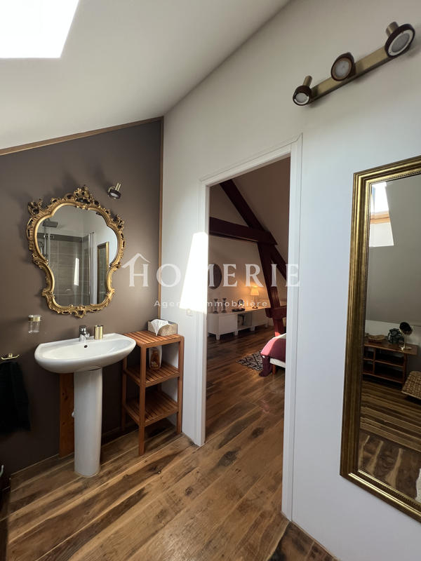 Maison - 136 m² - 7 pièces