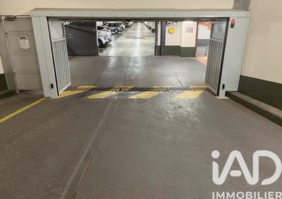 Parking - 12 m²