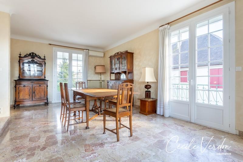 Maison - 123 m² - 6 pièces