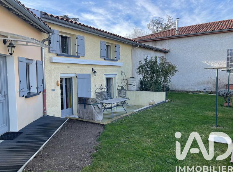 Maison de village - 107 m² - 4 pièces