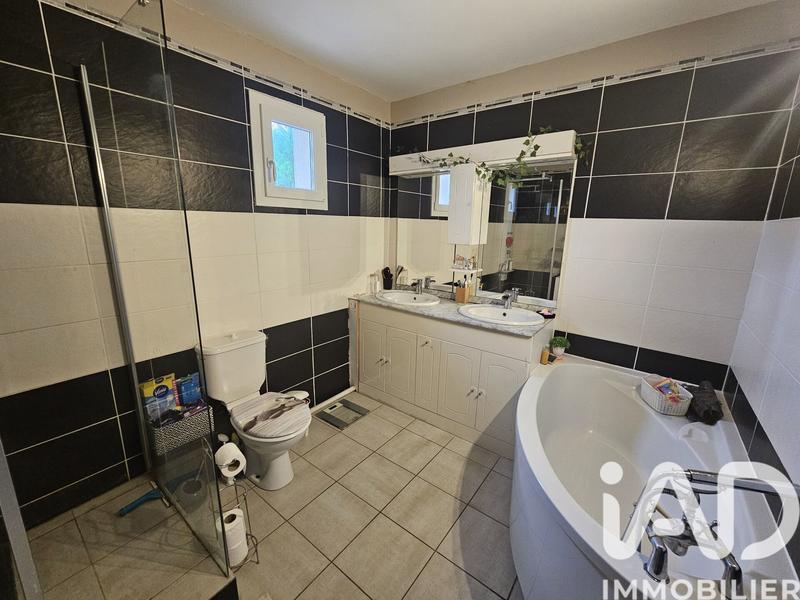 Maison - 161 m² - 6 pièces