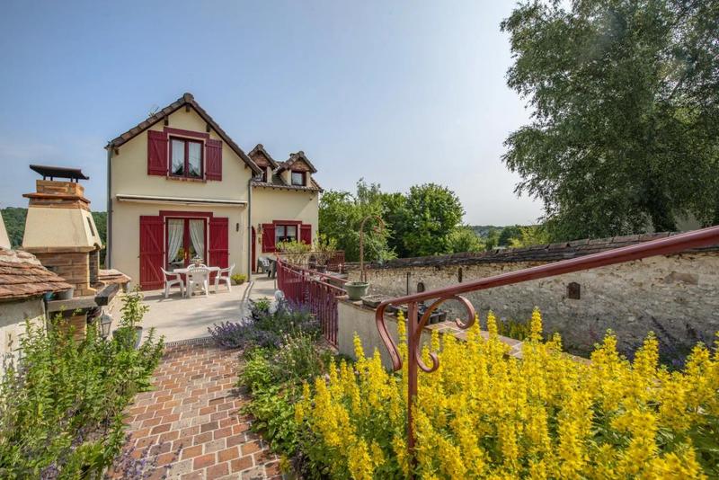 Maison - 115 m² - 6 pièces