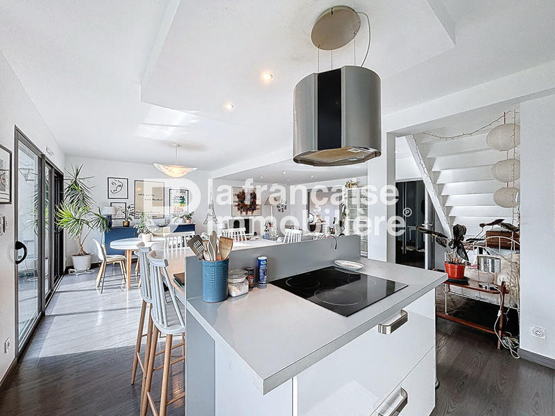 Maison - 173 m² - 7 pièces