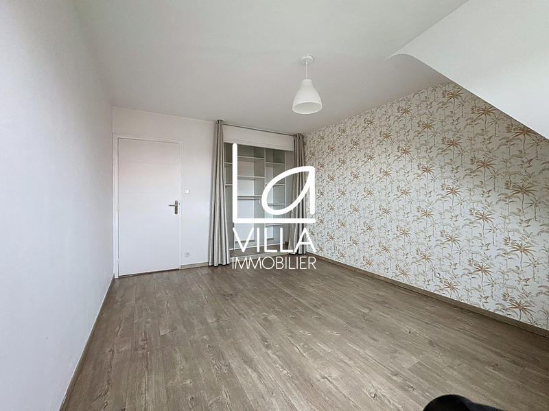 Maison - 149 m² - 10 pièces