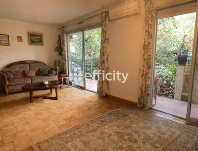 Appartement - 104 m² - 5 pièces