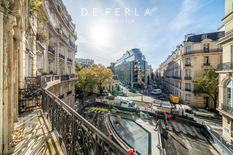 Appartement - 292 m² - 9 pièces