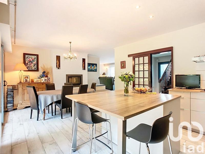 Maison - 178 m² - 7 pièces