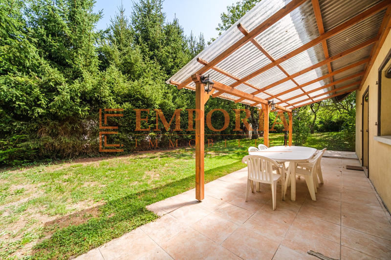 Maison - 184 m² - 8 pièces