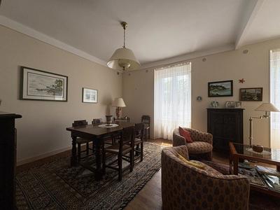 Maison - 124 m² - 7 pièces