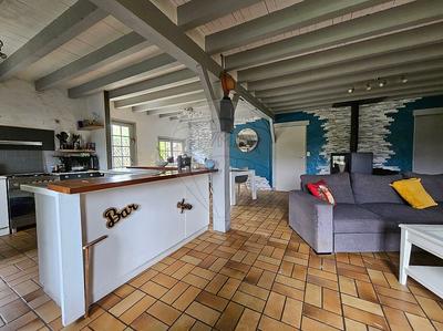 Maison - 90 m² - 4 pièces