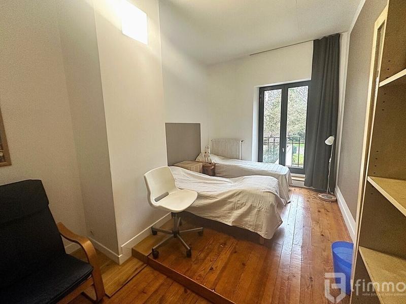 Propriété - 281 m² - 12 pièces