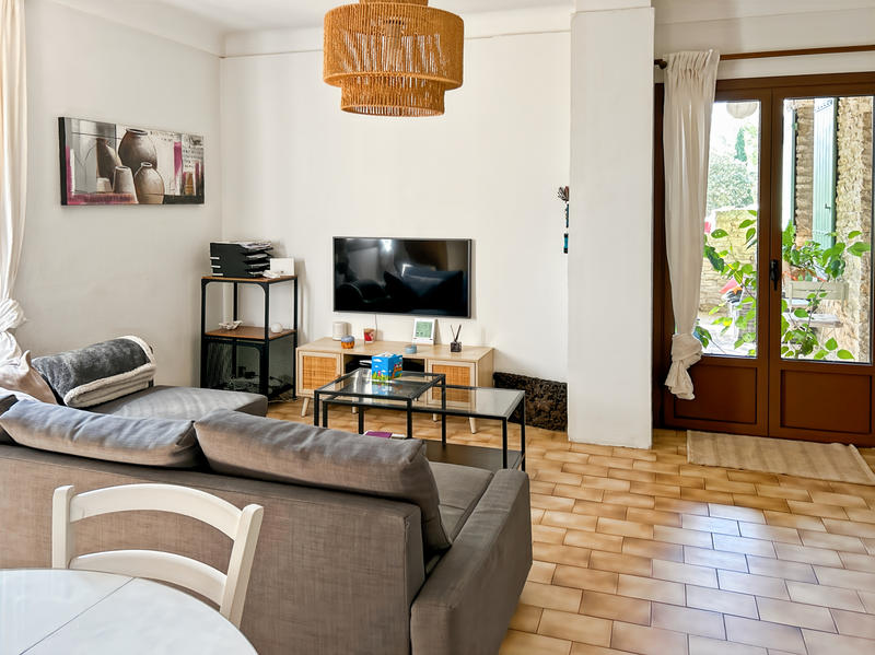 Maison - 250 m² - 10 pièces