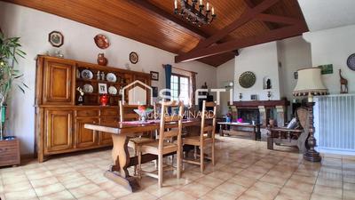 Maison - 152 m² - 6 pièces