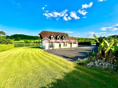 Maison - 120 m² - 6 pièces