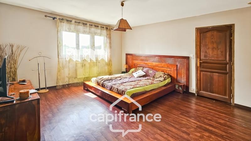 Maison - 145 m² - 7 pièces