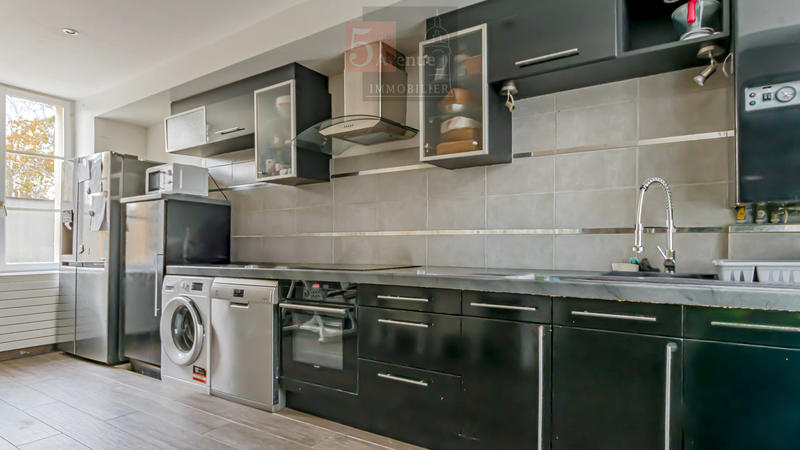 Maison - 155 m² - 6 pièces